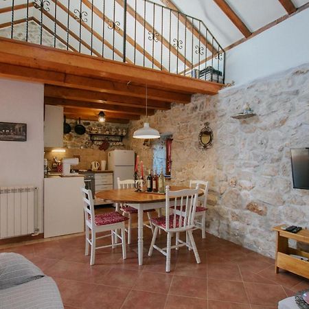 Country House Rusula Vrsine Bagian luar foto